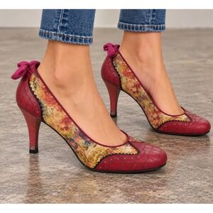 XOXO Floral Tapestry Pumps 7.5 Burgundy Croc Bow Heels Y2K Whimsigoth Romantic
